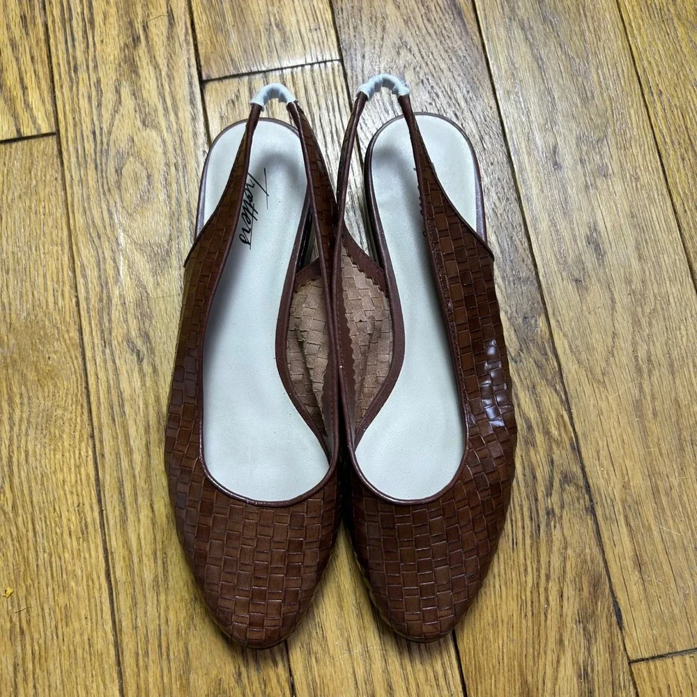 Trotters Womens Brown Woven Leather Slingback Flats Pointed Toe Shoes 9.5M